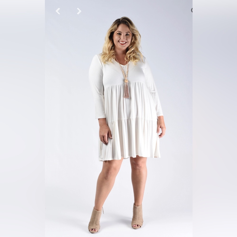 White Dress brand new size medium